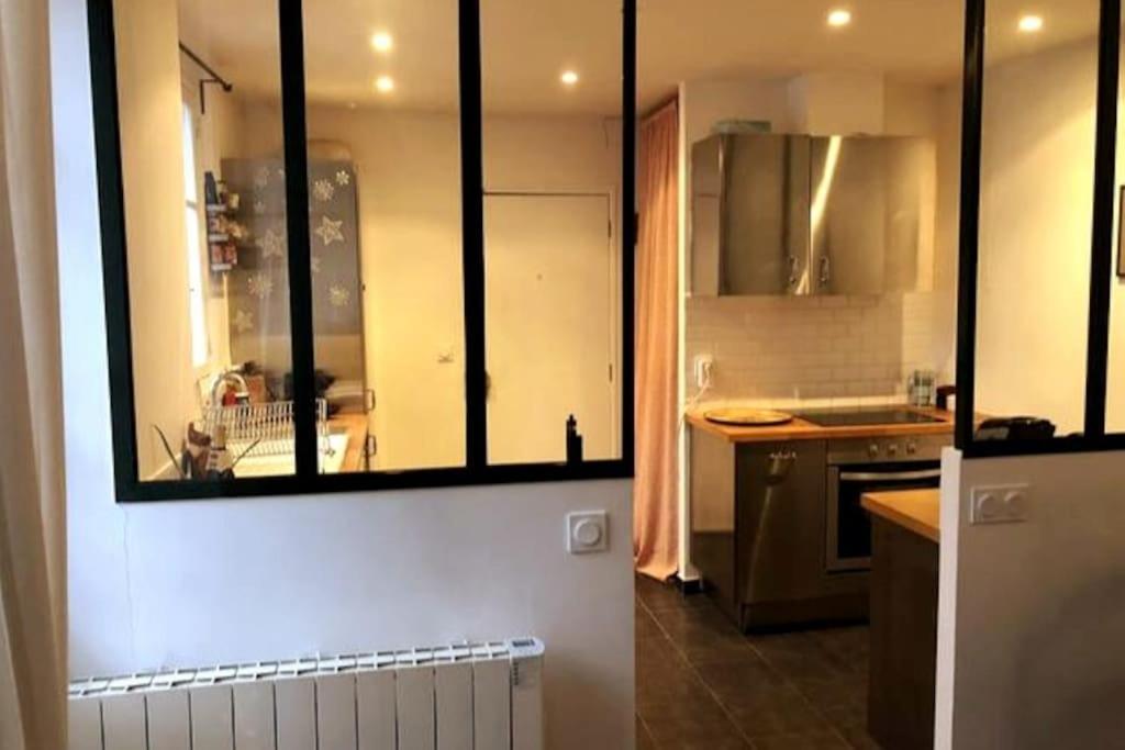 Spacious And Very Quiet Appartement Parijs